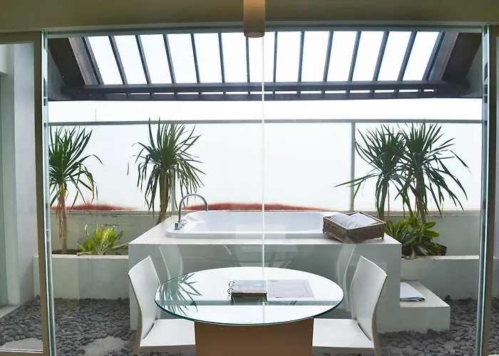 Harris & Residences Sunset Road Kuta (Bali)