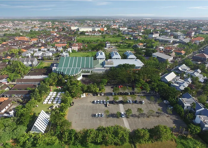Harris Hotel&residences Sunset Road 4* Kuta Lombok