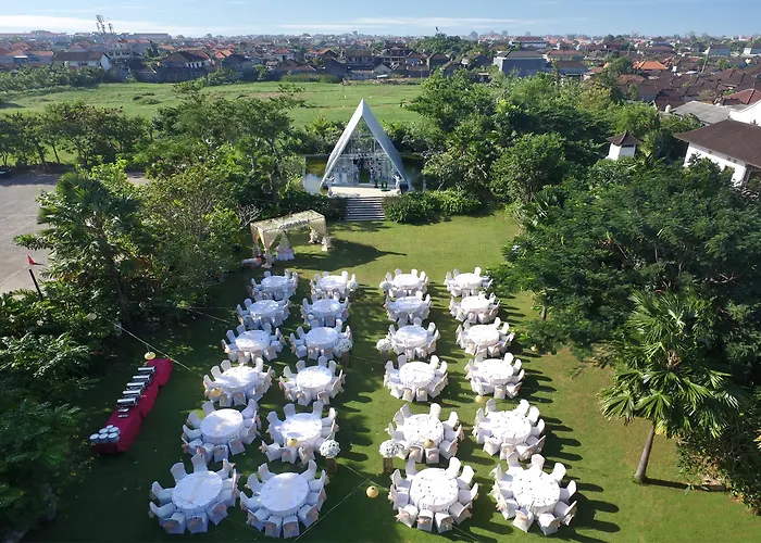 Harris Hotel&residences Sunset Road Kuta Lombok