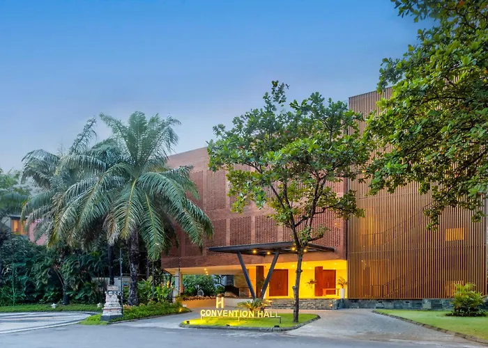 Harris & Residences Sunset Road 4*