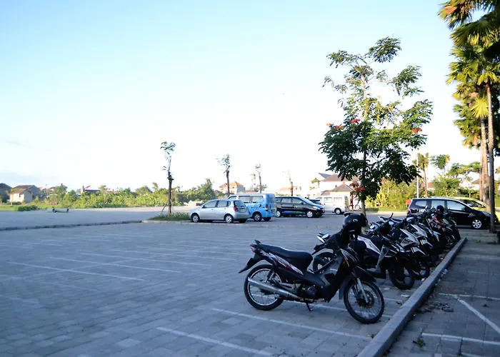 Harris & Residences Sunset Road Hotel Kuta Lombok