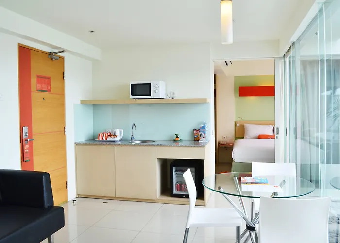 Harris Hotel&residences Sunset Road 4*