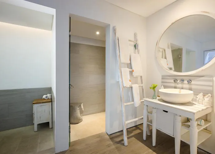Hotel Harris Hotel&residences Sunset Road 4*