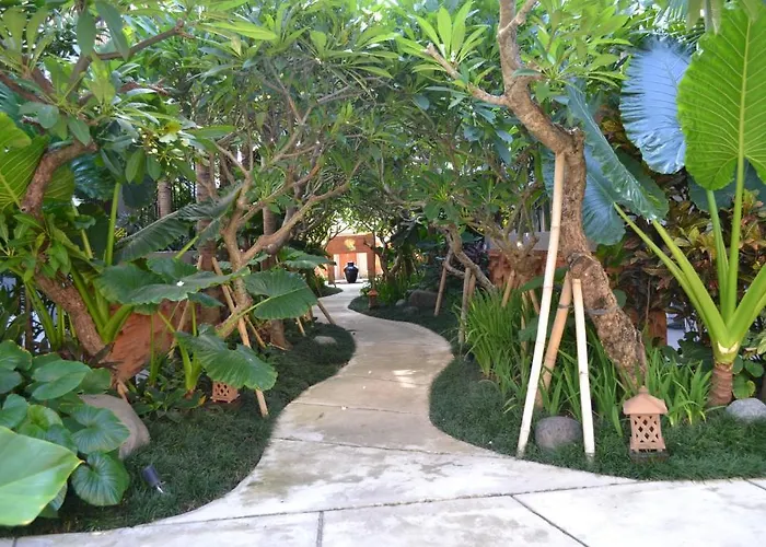 Harris Hotel&residences Sunset Road Kuta Lombok